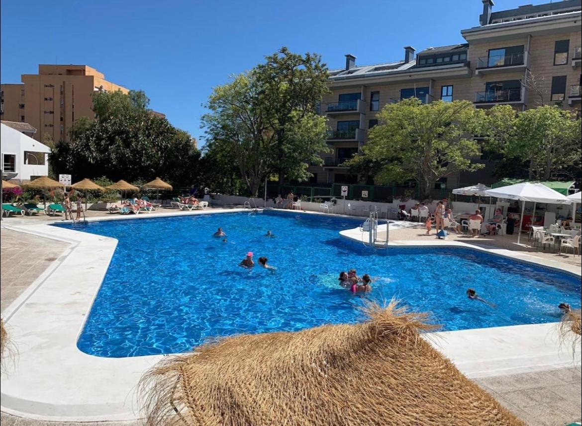 Piso Centrico En Calle Luis Vives 1, Benalmádena Eksteriør billede